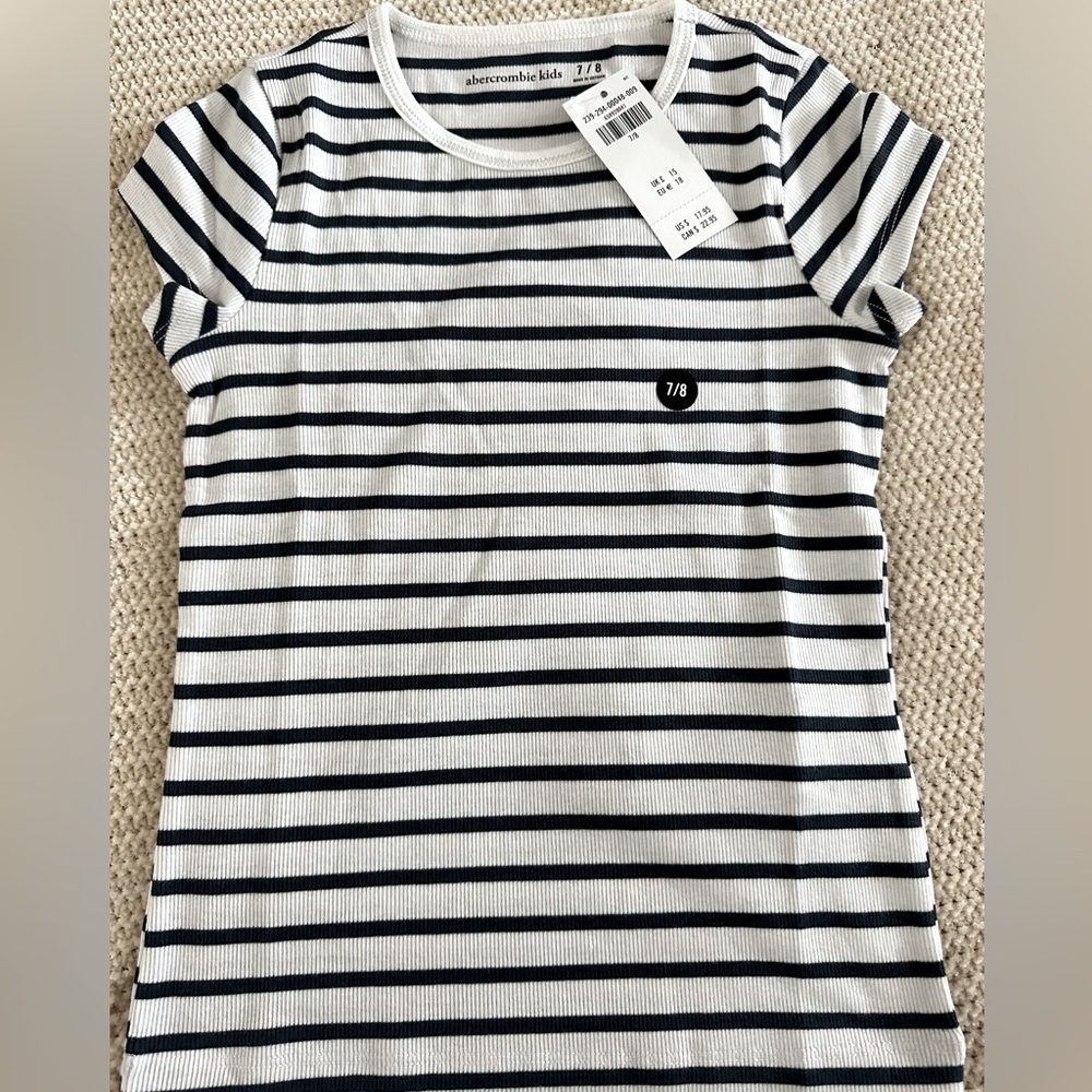 Abercrombie kids Girls essential baby tee sz: 7/8 blue and white stripe NWT